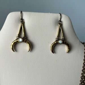Lucky Brand elephant tusk gold earrings
